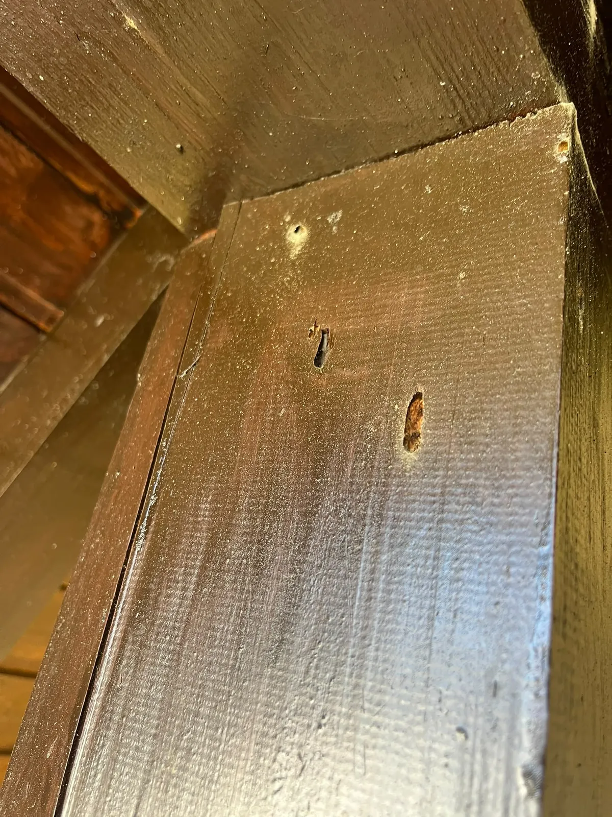 Holzdetails vor der Aufbereitung
